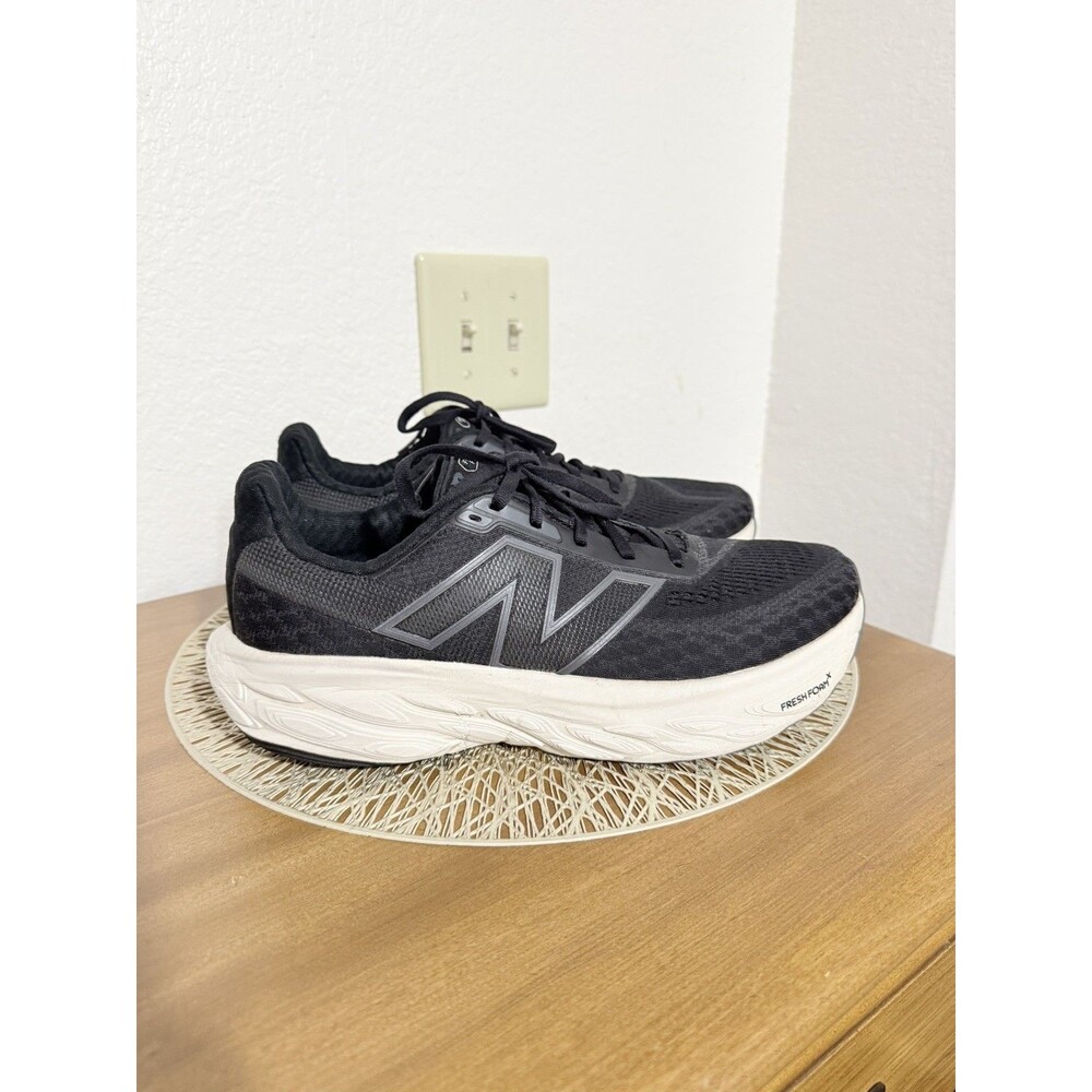 New Balance Fresh Foam 1080V14 W1080B14 Black Beige Women’s 11 / Men’s Size 9.5 - Picture 2 of 9